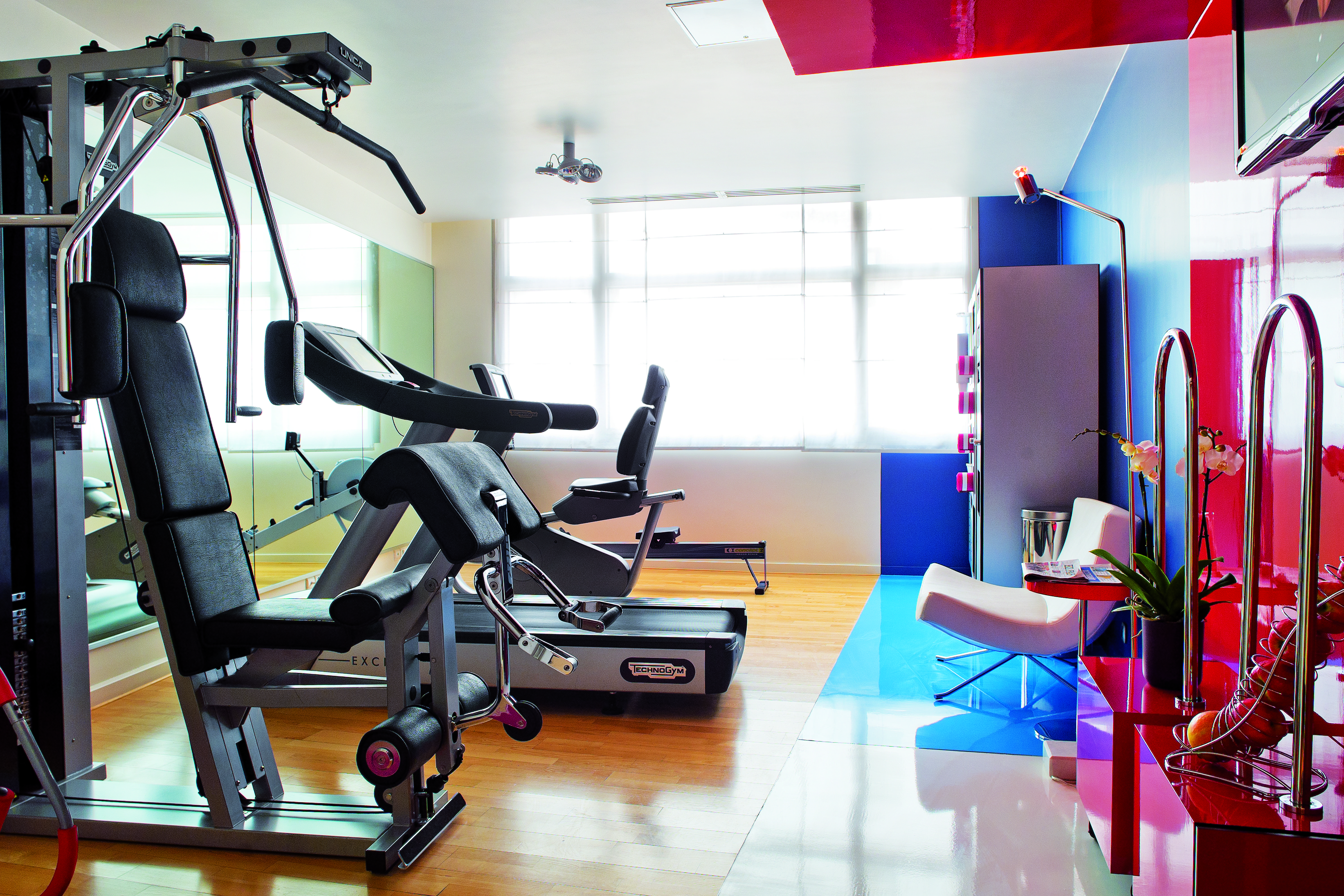 Nest Hotel Paris La Defense - Mgallery Collection بيتّو المظهر الخارجي الصورة A gym at a hotel